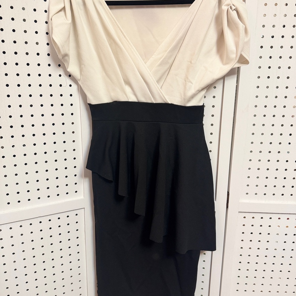 QUIZ Two-Tone Ivory & Black Wrap Dress Size EU UK 8 Elegant Evening / Cocktail